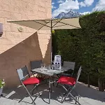 Semesterbostad La Maison Rose Cir 0244