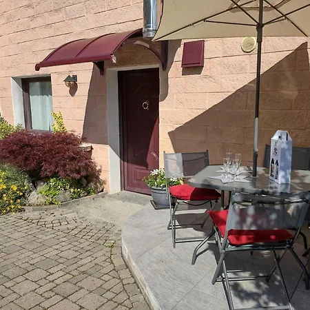 La Maison Rose Cir 0244 *