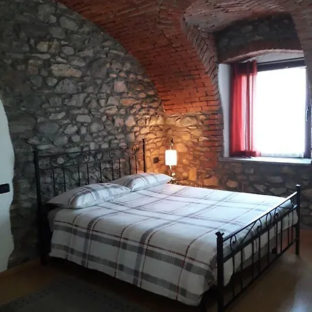 La Maison Rose Cir 0244 Vakantiehuis Aosta