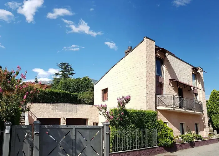 Feriehus La Maison Rose Cir 0244