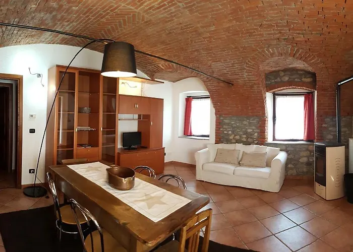 Feriehus La Maison Rose Cir 0244 Aosta